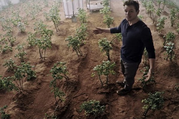 matt-damon-is-greatest-botanist-on-mars-in-new-trailer-for-the-martian